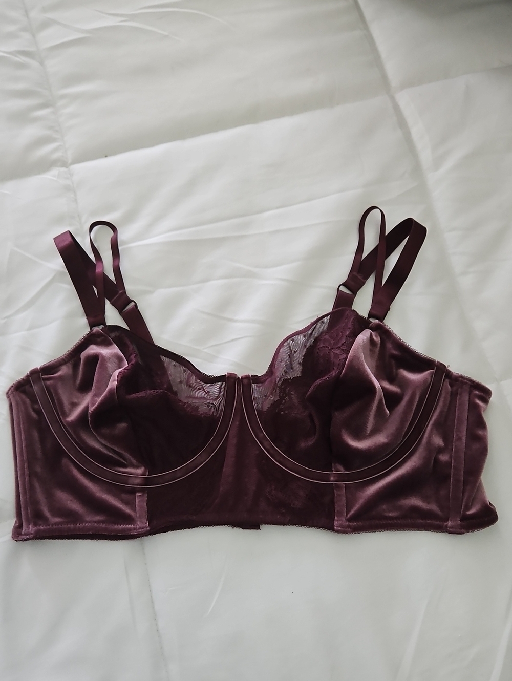 TORRID Strappy Lace Velvet Bra
